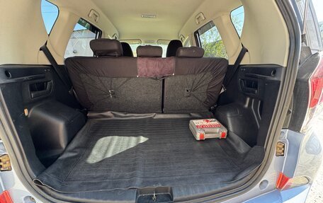 Toyota Ractis II, 2015 год, 950 000 рублей, 8 фотография