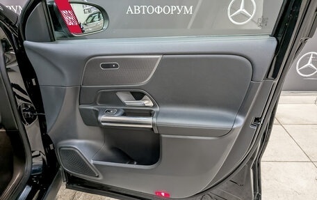 Mercedes-Benz GLA, 2020 год, 3 200 000 рублей, 24 фотография