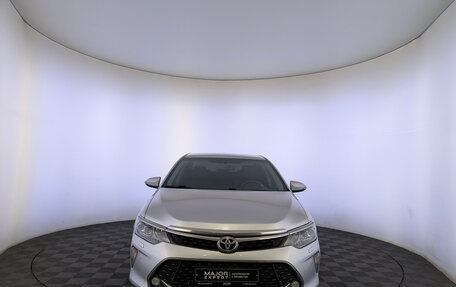 Toyota Camry, 2017 год, 2 200 000 рублей, 2 фотография
