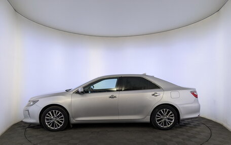 Toyota Camry, 2017 год, 2 200 000 рублей, 8 фотография