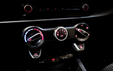 KIA Rio IV, 2021 год, 1 225 000 рублей, 25 фотография