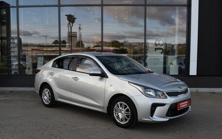KIA Rio IV, 2018 год, 1 300 000 рублей, 3 фотография