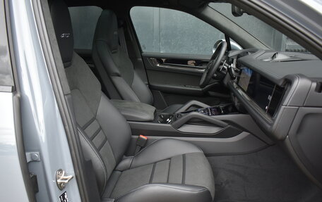 Porsche Cayenne III, 2025 год, 23 890 000 рублей, 17 фотография