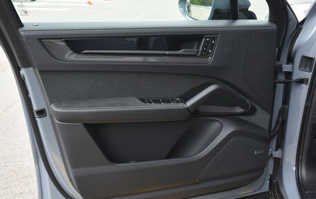 Porsche Cayenne III, 2025 год, 23 890 000 рублей, 19 фотография