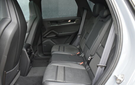 Porsche Cayenne III, 2025 год, 23 890 000 рублей, 25 фотография