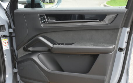 Porsche Cayenne III, 2025 год, 23 890 000 рублей, 35 фотография