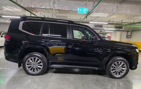 Toyota Land Cruiser, 2024 год, 26 250 000 рублей, 2 фотография