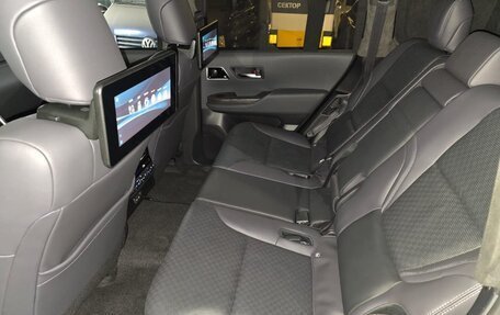 Toyota Land Cruiser, 2024 год, 26 250 000 рублей, 14 фотография