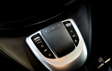 Mercedes-Benz V-Класс, 2021 год, 7 990 000 рублей, 26 фотография