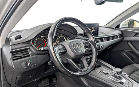 Audi A4, 2017 год, 1 950 000 рублей, 16 фотография