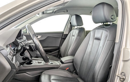 Audi A4, 2017 год, 1 950 000 рублей, 20 фотография