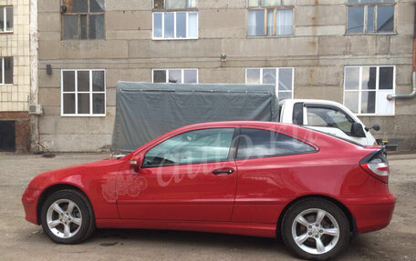Mercedes-Benz C-Класс, 2005 год, 500 000 рублей, 3 фотография