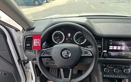Skoda Kodiaq I, 2022 год, 3 500 666 рублей, 12 фотография