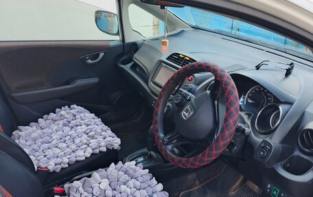 Honda Fit Shuttle I рестайлинг, 2014 год, 950 000 рублей, 1 фотография