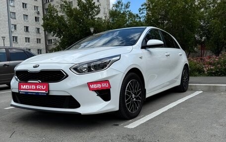 KIA cee'd III, 2020 год, 1 950 000 рублей, 1 фотография