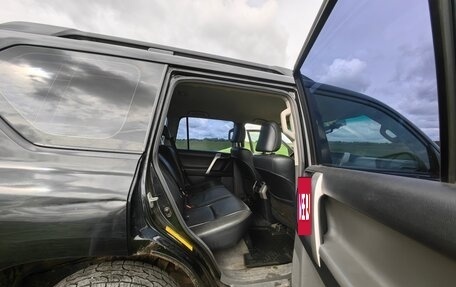 Toyota Land Cruiser Prado 150 рестайлинг 2, 2012 год, 2 700 000 рублей, 13 фотография