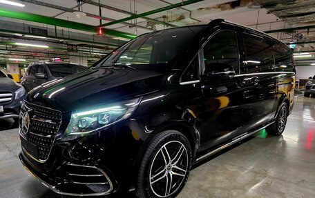 Mercedes-Benz V-Класс, 2024 год, 31 999 000 рублей, 1 фотография