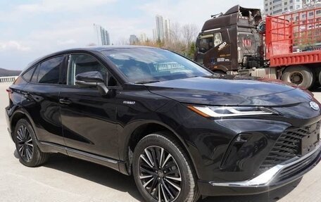Toyota Venza, 2022 год, 3 800 000 рублей, 1 фотография