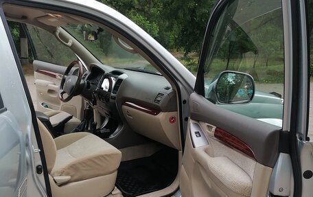 Toyota Land Cruiser Prado 120 рестайлинг, 2006 год, 2 500 000 рублей, 8 фотография