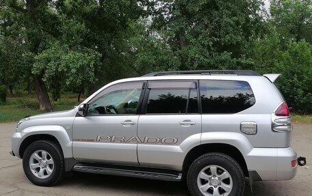Toyota Land Cruiser Prado 120 рестайлинг, 2006 год, 2 500 000 рублей, 7 фотография
