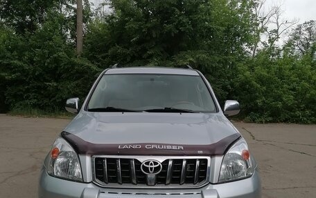 Toyota Land Cruiser Prado 120 рестайлинг, 2006 год, 2 500 000 рублей, 2 фотография