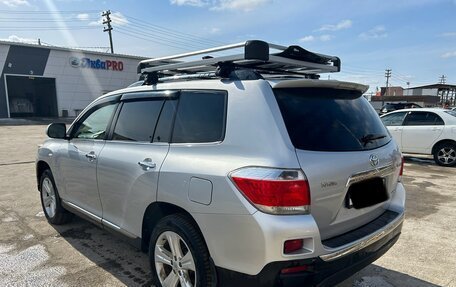 Toyota Highlander III, 2012 год, 1 600 000 рублей, 2 фотография