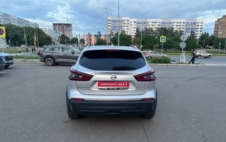 Nissan Qashqai, 2021 год, 2 300 000 рублей, 4 фотография