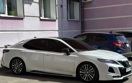 Toyota Camry, 2019 год, 2 950 000 рублей, 8 фотография