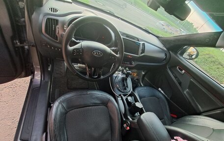 KIA Sportage III, 2010 год, 1 100 000 рублей, 10 фотография