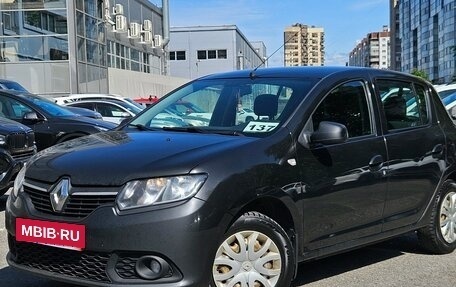 Renault Sandero II рестайлинг, 2015 год, 575 000 рублей, 3 фотография