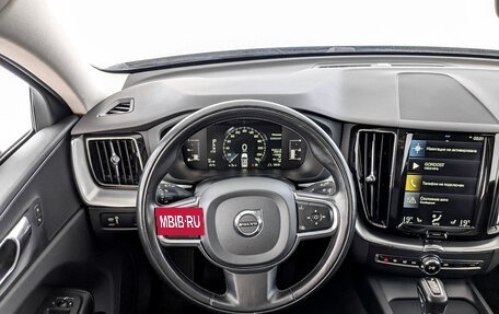 Volvo XC60 II, 2018 год, 3 000 000 рублей, 22 фотография