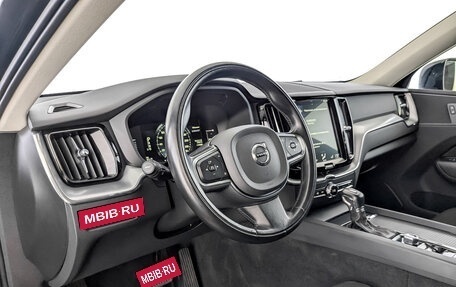 Volvo XC60 II, 2018 год, 3 000 000 рублей, 16 фотография
