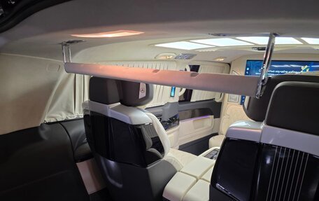 Mercedes-Benz V-Класс, 2024 год, 31 999 000 рублей, 30 фотография