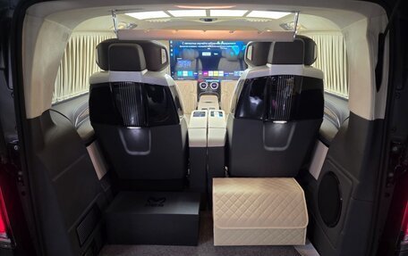 Mercedes-Benz V-Класс, 2024 год, 31 999 000 рублей, 28 фотография