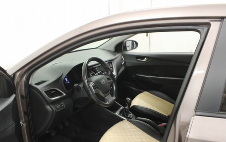 Hyundai Solaris II рестайлинг, 2017 год, 1 159 900 рублей, 12 фотография
