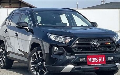 Toyota RAV4, 2022 год, 2 094 000 рублей, 7 фотография