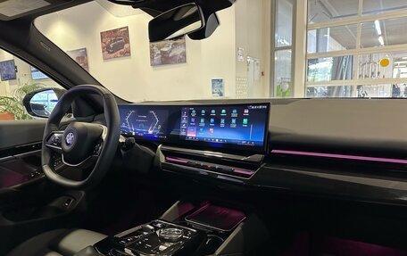 BMW 5 серия, 2023 год, 6 924 000 рублей, 24 фотография