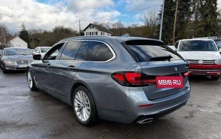 BMW 5 серия, 2022 год, 3 700 000 рублей, 3 фотография