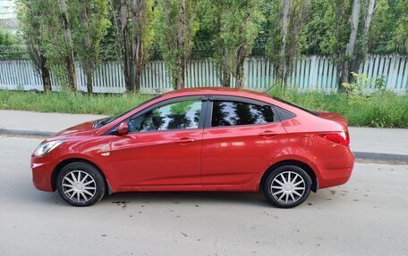 Hyundai Solaris II рестайлинг, 2011 год, 520 000 рублей, 4 фотография