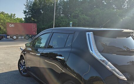 Nissan Leaf I, 2017 год, 945 000 рублей, 3 фотография