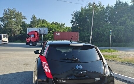 Nissan Leaf I, 2017 год, 945 000 рублей, 4 фотография