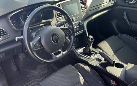 Renault Megane IV, 2018 год, 1 490 000 рублей, 10 фотография
