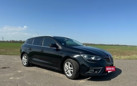 Renault Megane IV, 2018 год, 1 490 000 рублей, 2 фотография