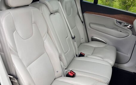 Volvo XC90 II рестайлинг, 2018 год, 3 800 000 рублей, 12 фотография