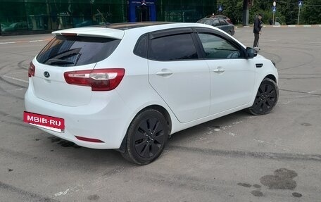 KIA Rio III рестайлинг, 2013 год, 800 000 рублей, 4 фотография