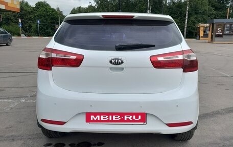 KIA Rio III рестайлинг, 2013 год, 800 000 рублей, 2 фотография