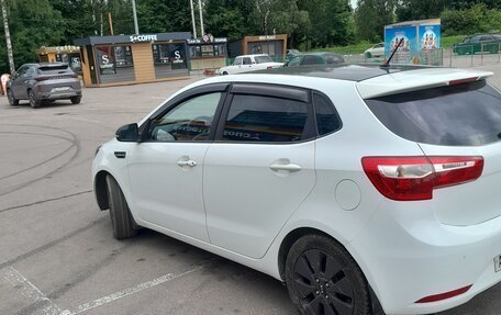 KIA Rio III рестайлинг, 2013 год, 800 000 рублей, 16 фотография