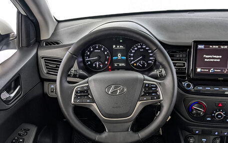Hyundai Solaris II рестайлинг, 2020 год, 1 350 000 рублей, 22 фотография