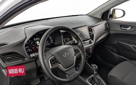 Hyundai Solaris II рестайлинг, 2020 год, 1 350 000 рублей, 15 фотография