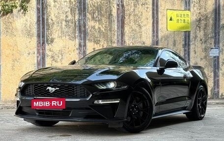 Ford Mustang VI рестайлинг, 2021 год, 2 790 000 рублей, 2 фотография